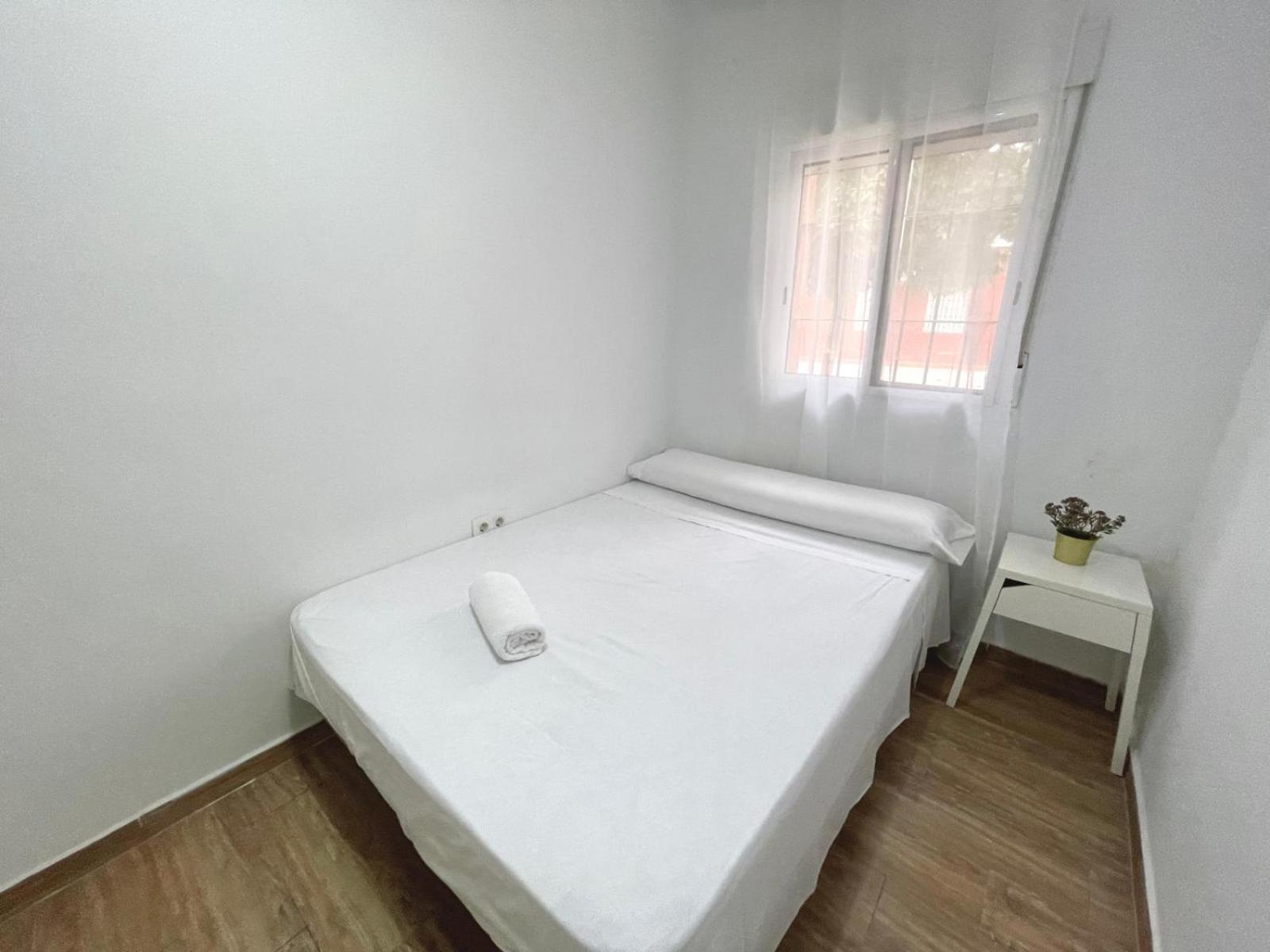Triana Roomable Севилья Экстерьер фото
