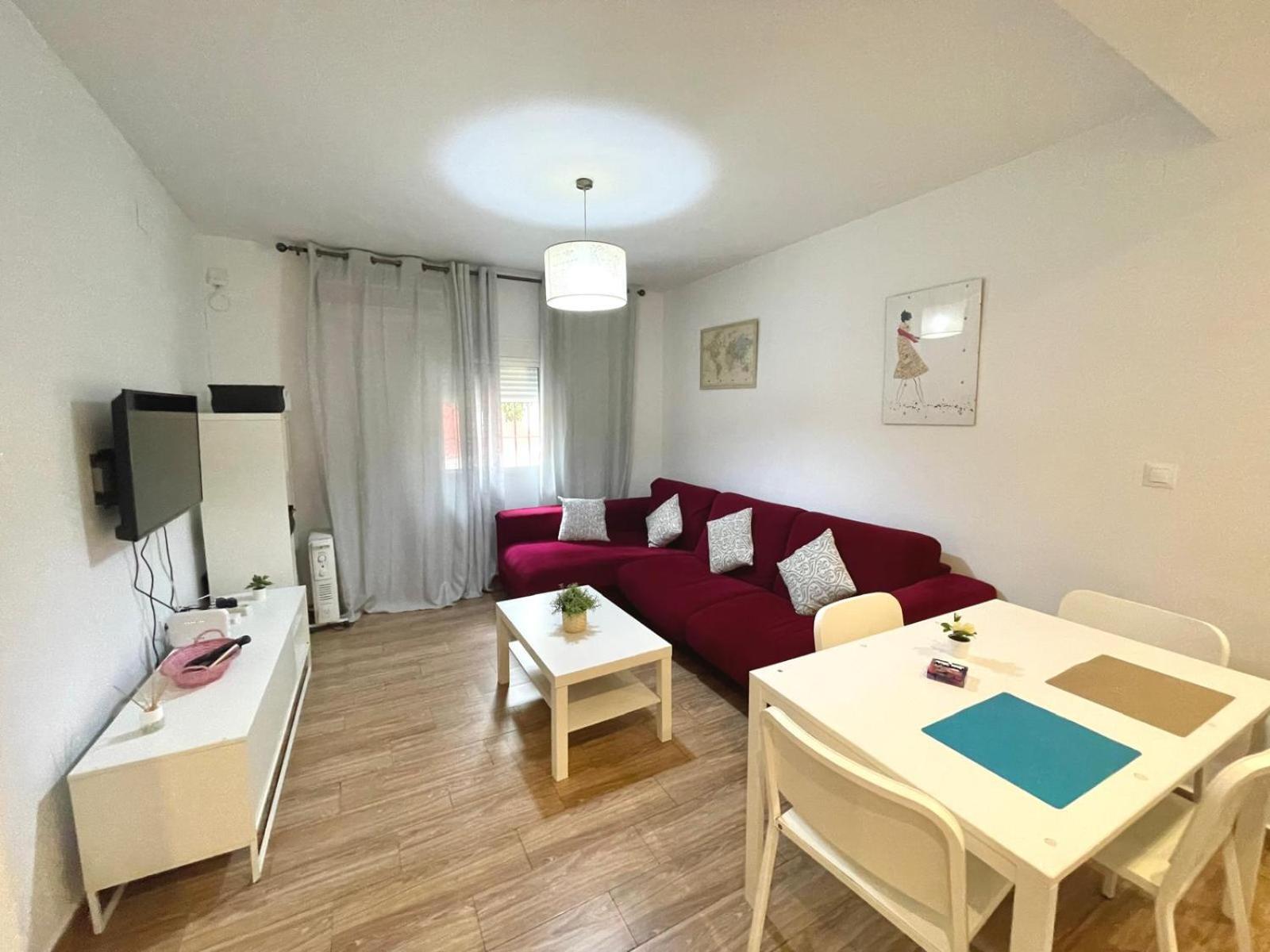 Triana Roomable Севилья Экстерьер фото