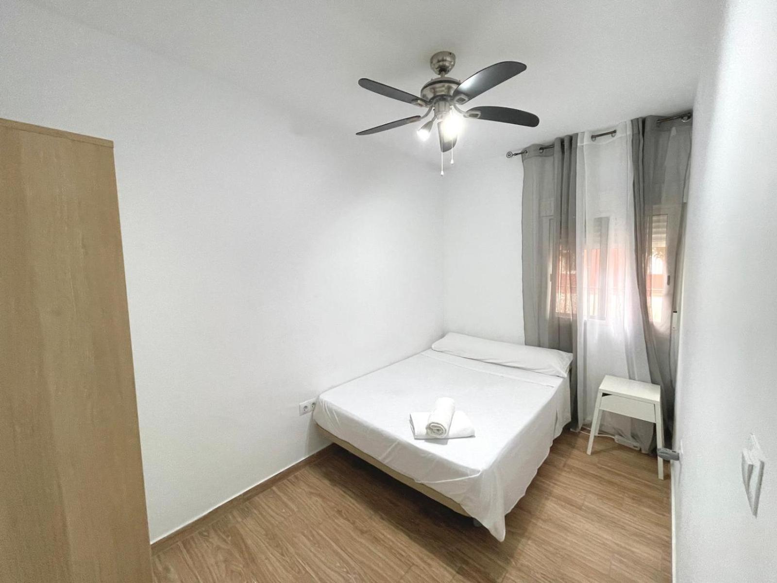 Triana Roomable Севилья Экстерьер фото